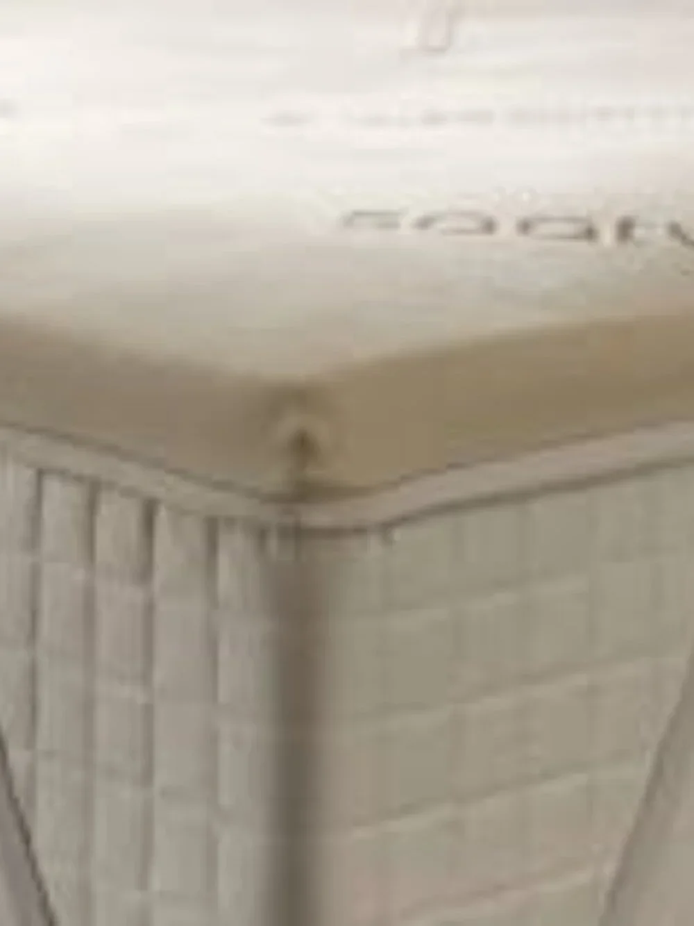 SAATVA Foam Mattress Topper, Queen size, all-over Support & Comfort, New w/Tag